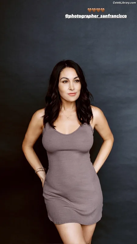 The Bella Twins photo 8 of 1421