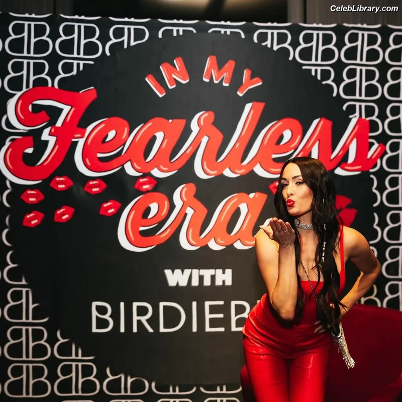 The Bella Twins photo 14 of 1421