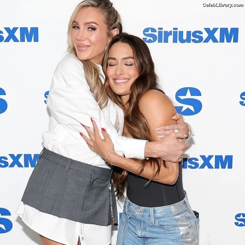The Bella Twins photo 23 of 1421