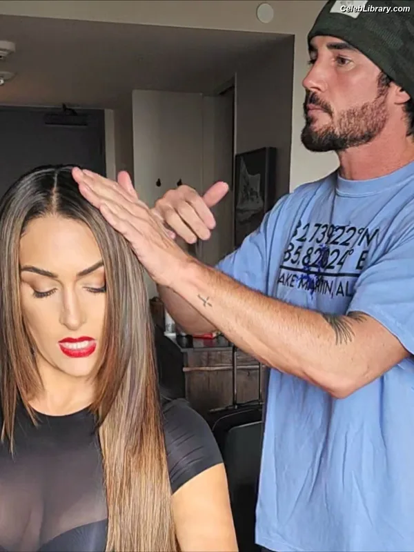 The Bella Twins photo 5 of 1421