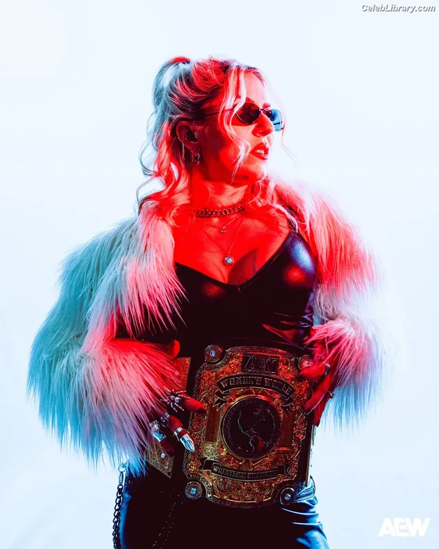 Thekla Kaischauri photo 3 of 192