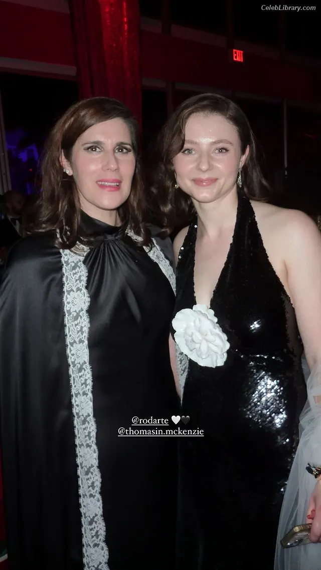 Thomasin Mckenzie photo 7 of 291