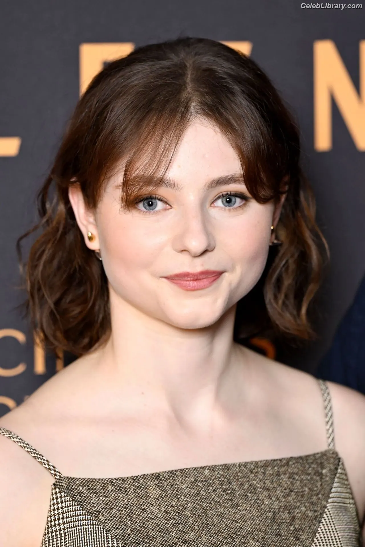 Thomasin Mckenzie photo 4 of 291