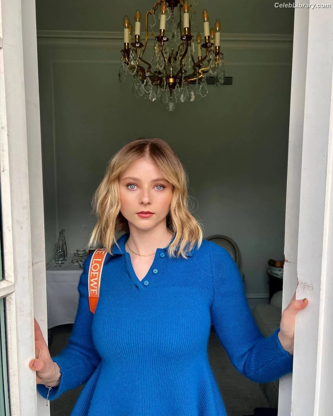 Thomasin Mckenzie photo 24 of 291
