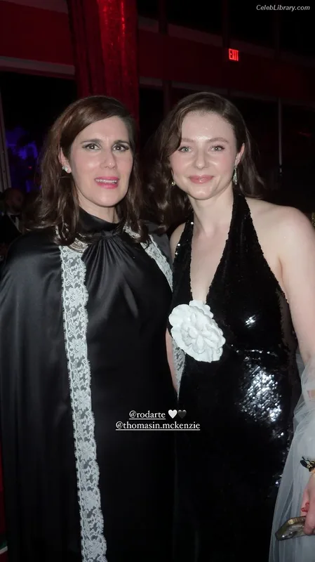 Thomasin Mckenzie photo 7 of 289