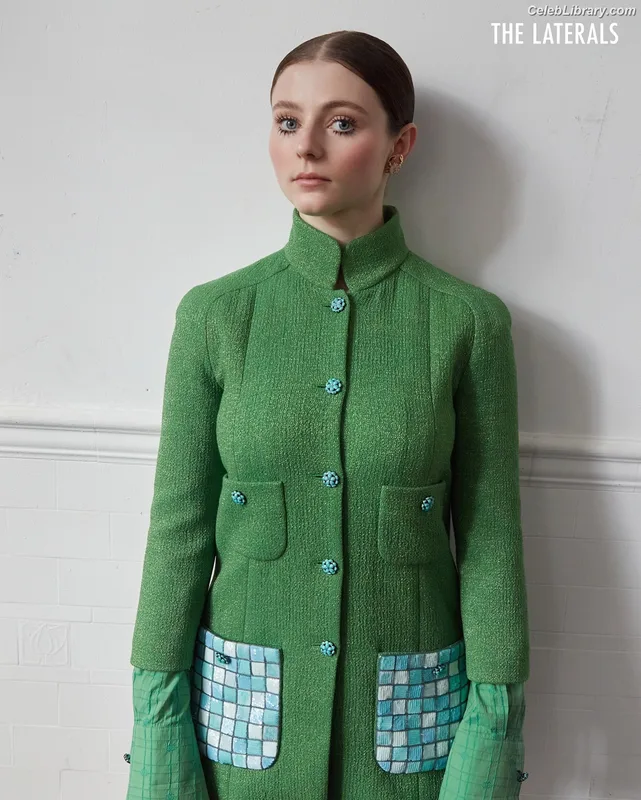Thomasin Mckenzie photo 17 of 289