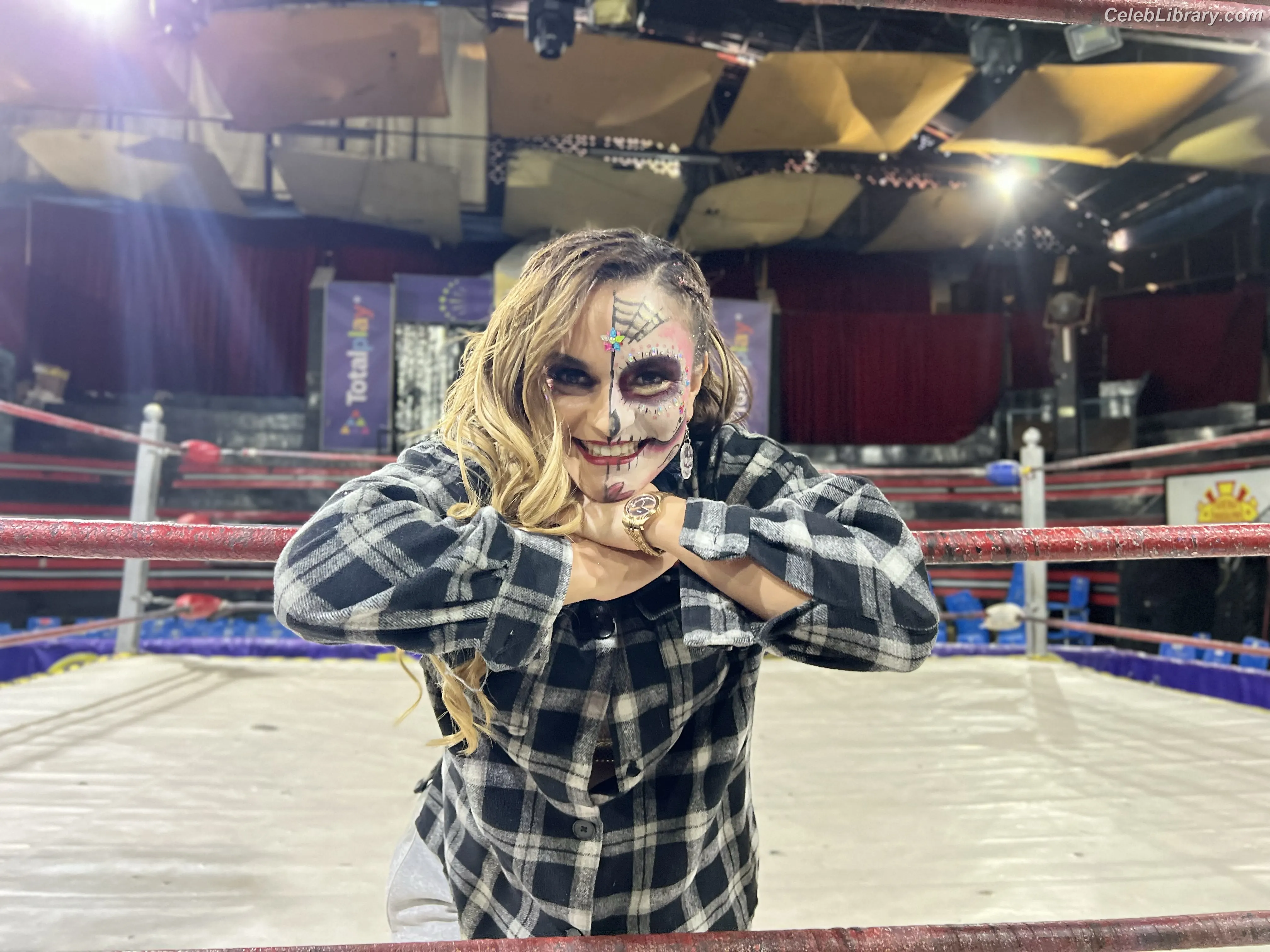 Thunder Rosa photo 17 of 911