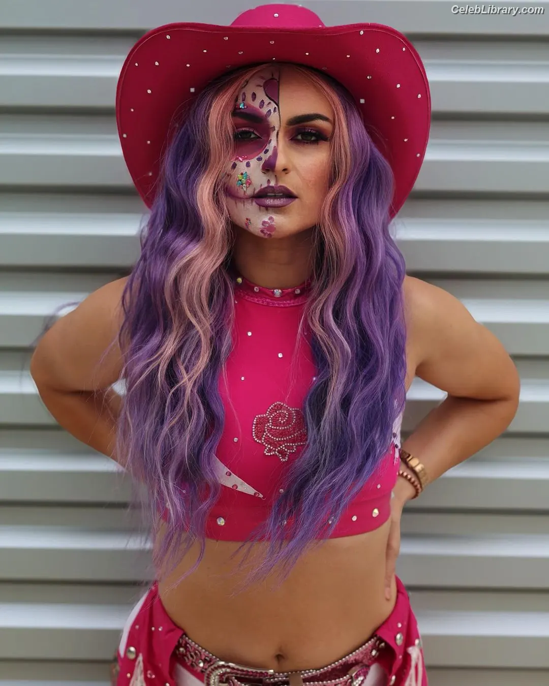 Thunder Rosa photo 4 of 911