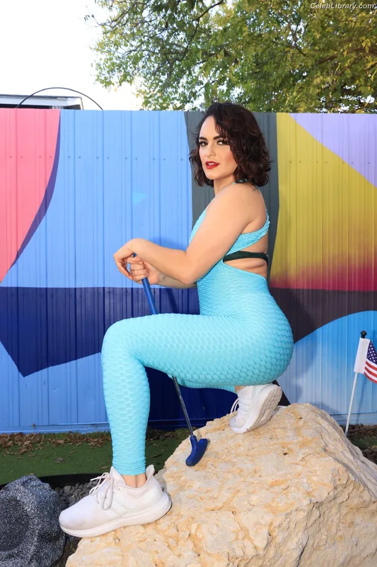 Thunder Rosa photo 7 of 912