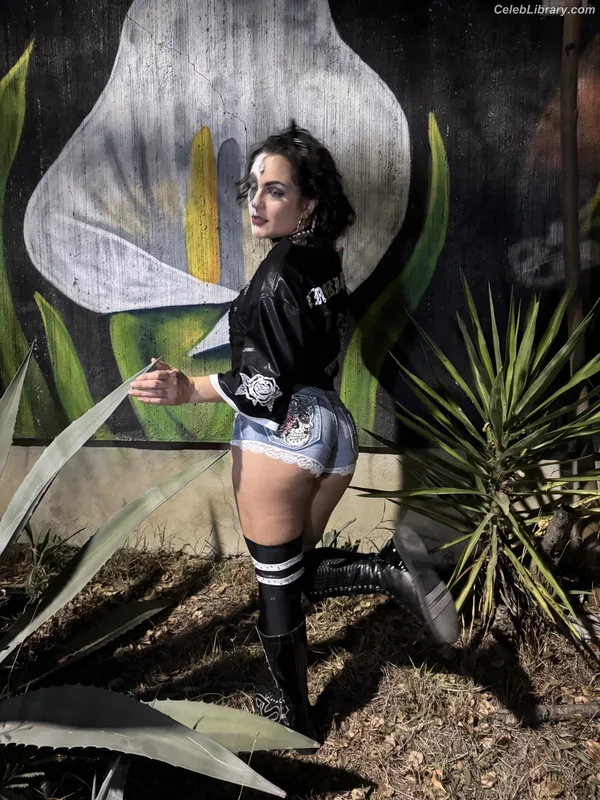 Thunder Rosa photo 15 of 912
