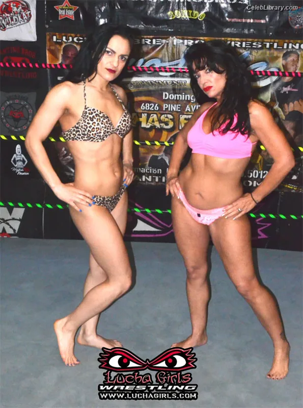 Thunder Rosa photo 5 of 912
