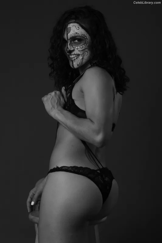 Thunder Rosa photo 20 of 912