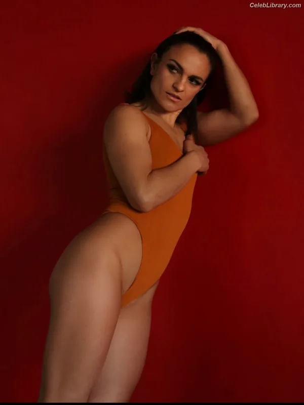 Thunder Rosa photo 8 of 912
