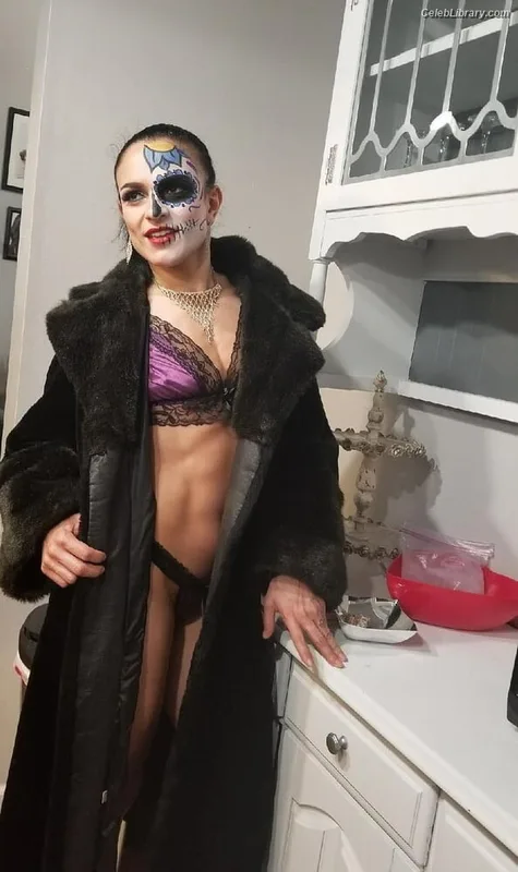 Thunder Rosa photo 13 of 912