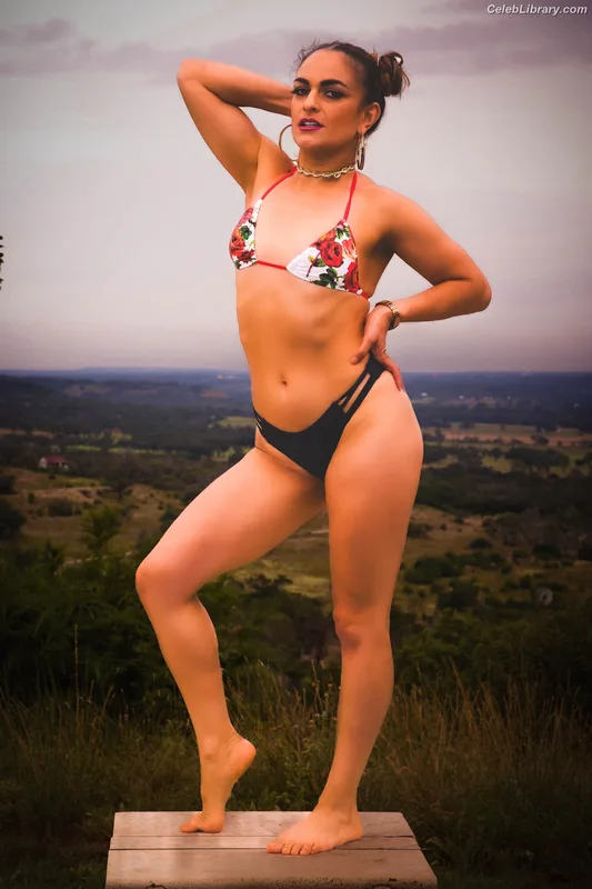 Thunder Rosa photo 16 of 912
