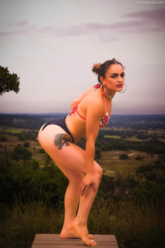 Thunder Rosa photo 14 of 912