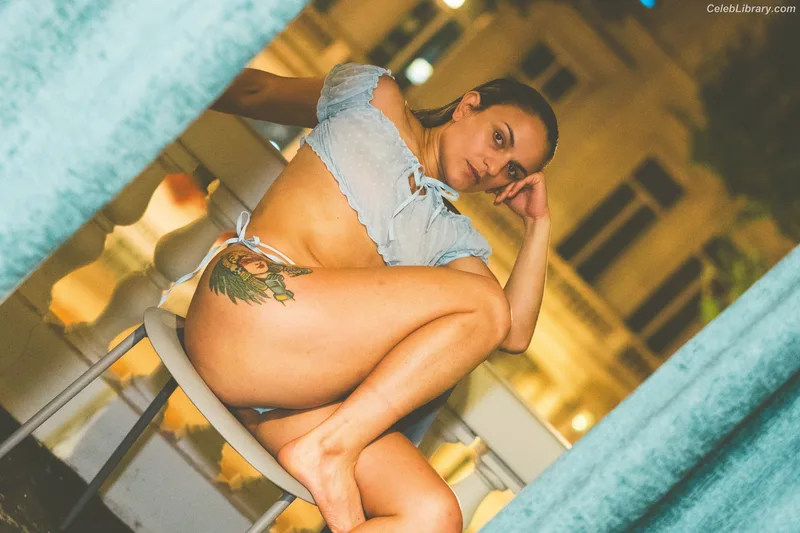 Thunder Rosa photo 2 of 912