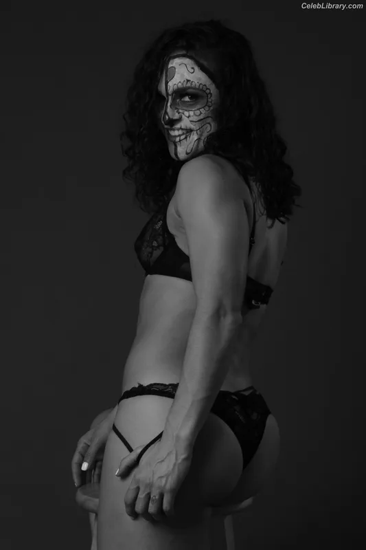 Thunder Rosa photo 15 of 912