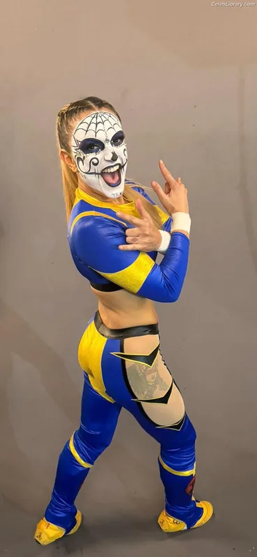 Thunder Rosa photo 6 of 912
