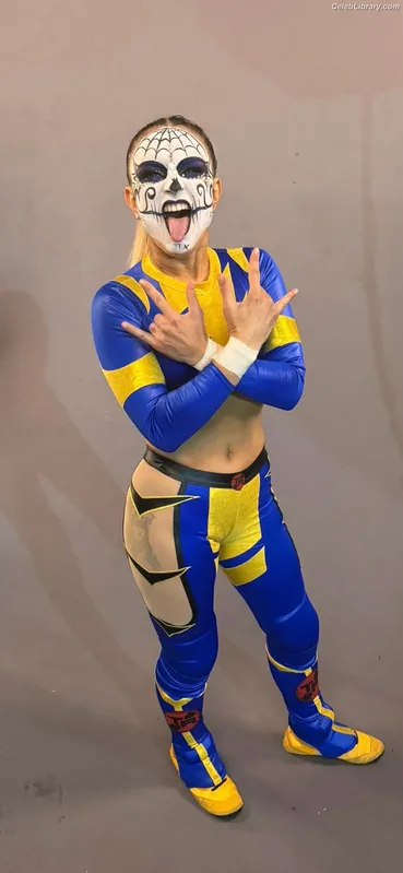 Thunder Rosa photo 6 of 912