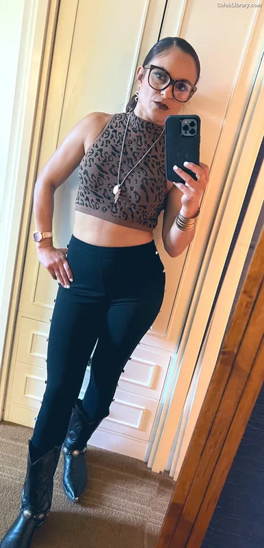 Thunder Rosa photo 11 of 912
