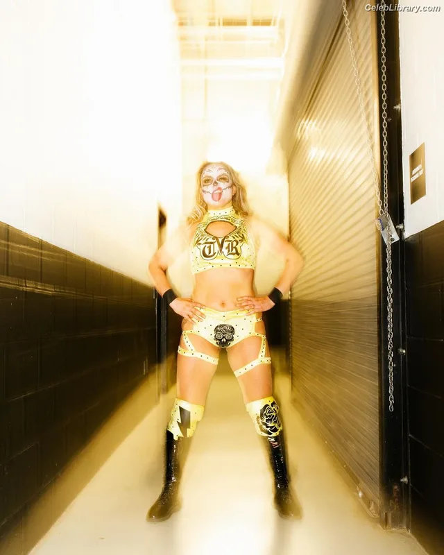 Thunder Rosa photo 8 of 912