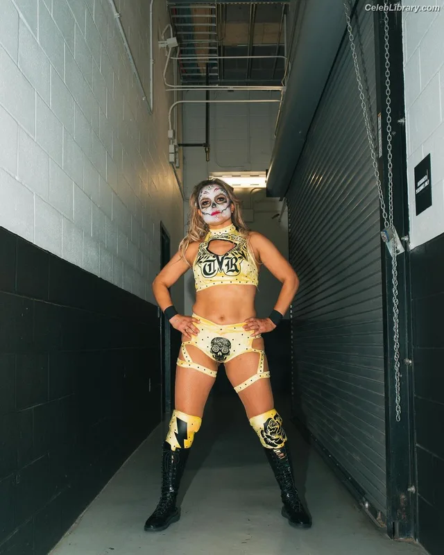 Thunder Rosa photo 9 of 912