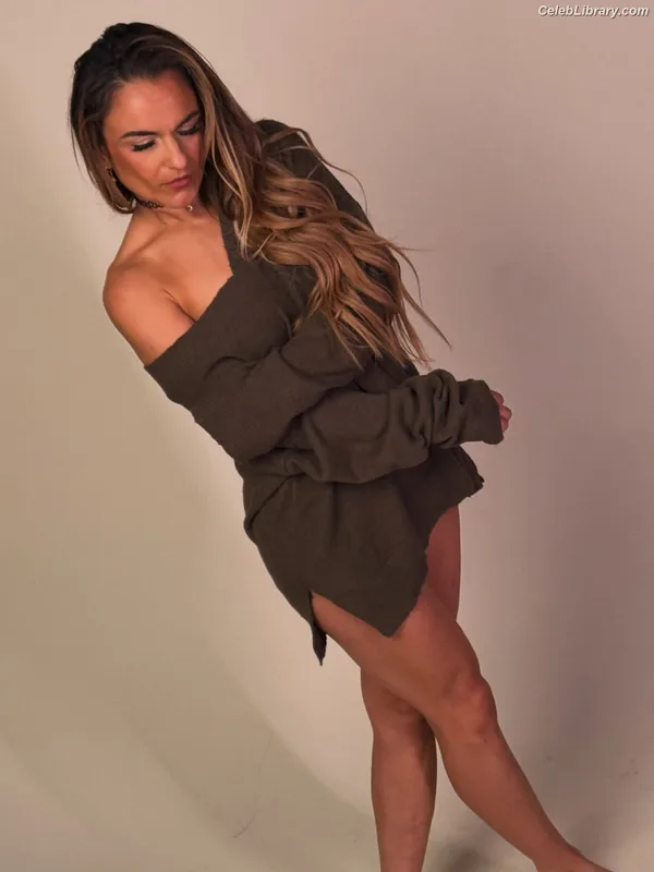 Thunder Rosa photo 14 of 912