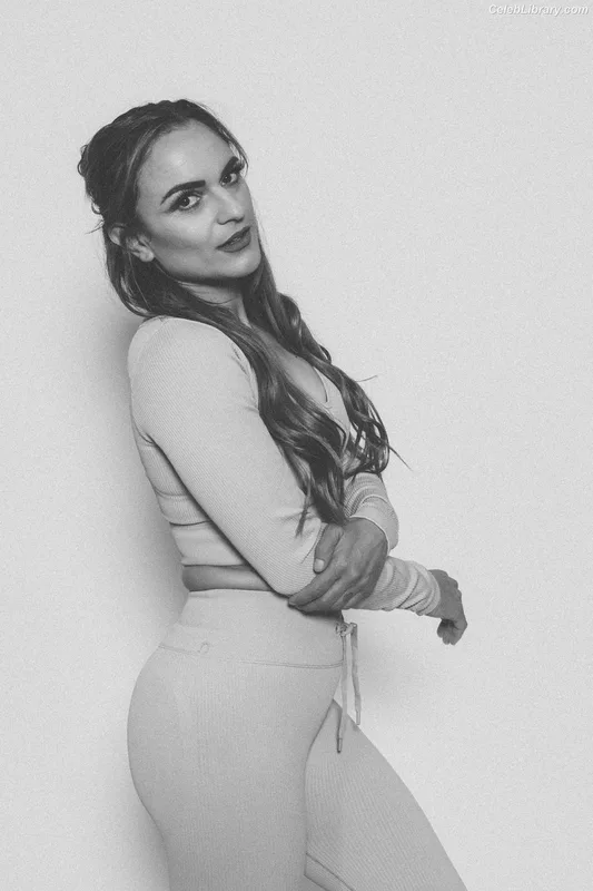 Thunder Rosa photo 5 of 912