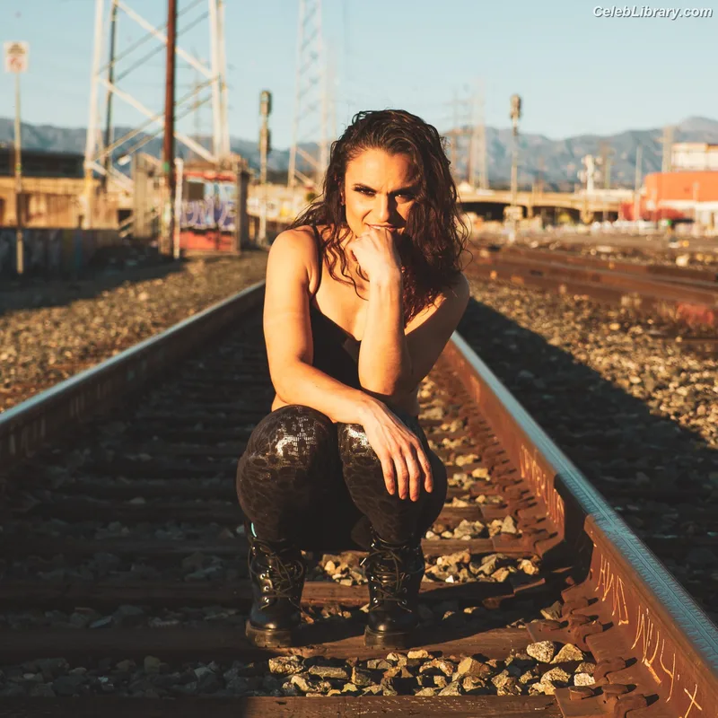 Thunder Rosa photo 21 of 912