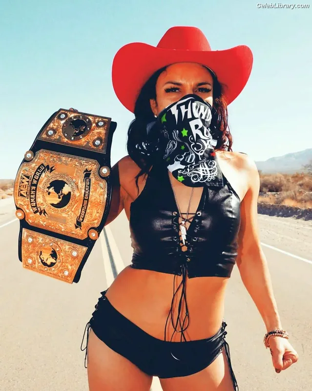 Thunder Rosa photo 9 of 912