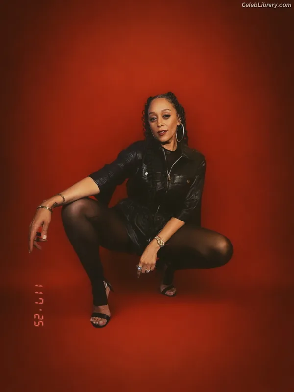 Tia Mowry photo 16 of 185