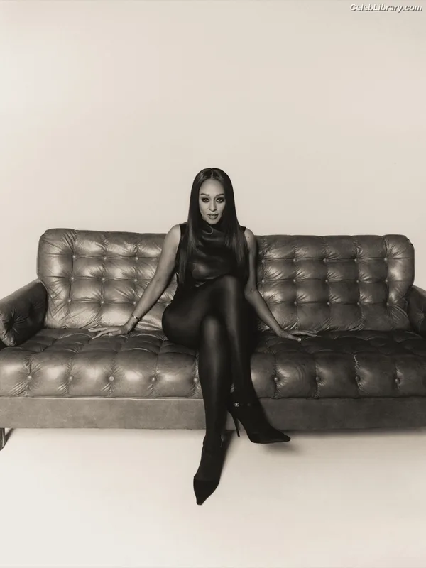 Tia Mowry photo 13 of 185