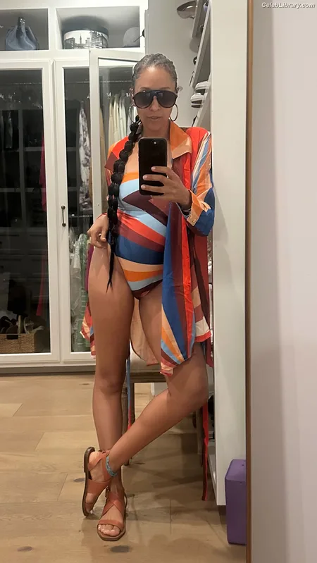 Tia Mowry photo 12 of 185