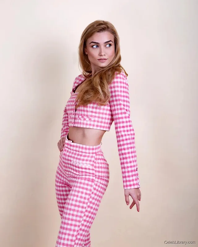 Tiana Upcheva photo 18 of 57