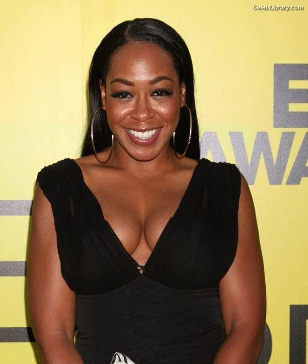 Tichina Arnold photo 3 of 8