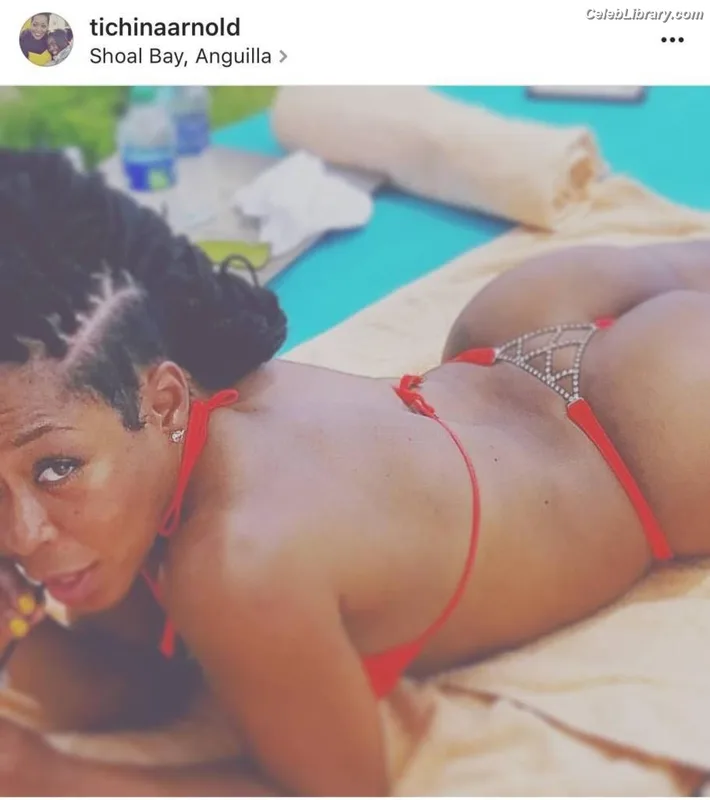 Tichina Arnold photo 7 of 8