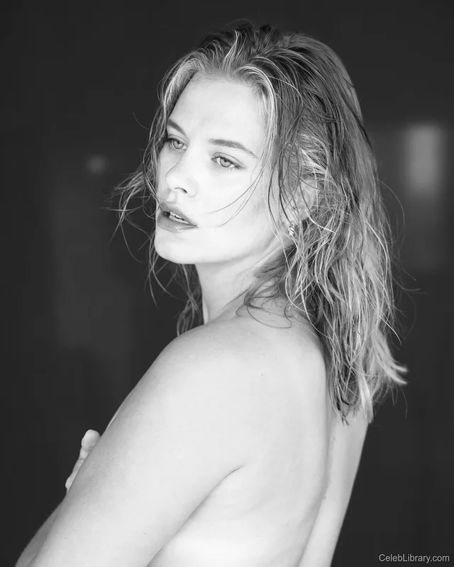 Tiera Skovbye photo 2 of 22
