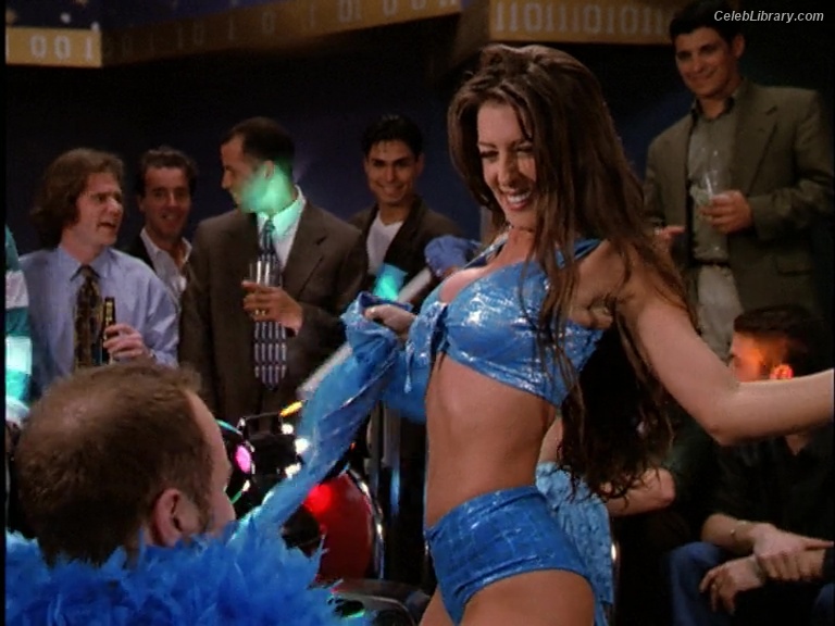 Tiffani Amber Thiessen photo 19 of 307