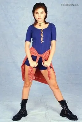 Tiffani Thiessen photo 16 of 311
