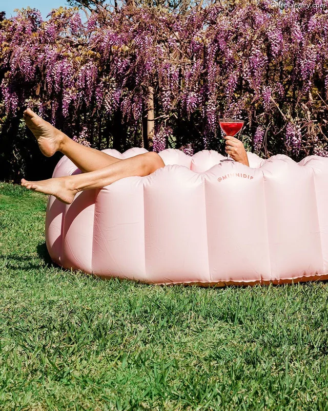 Tiffani Thiessen photo 16 of 310