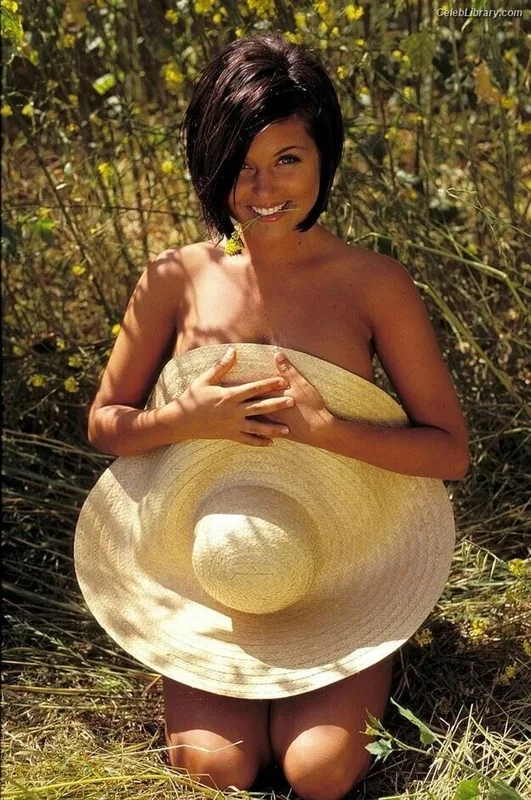 Tiffani Thiessen photo 5 of 310