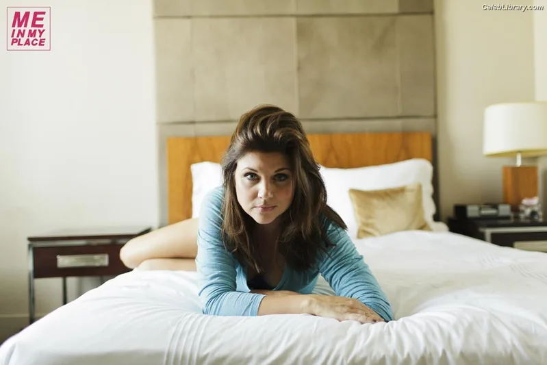 Tiffani Thiessen photo 5 of 310