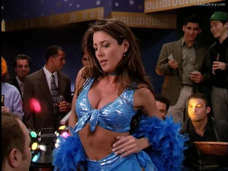 Tiffani Thiessen photo 18 of 310
