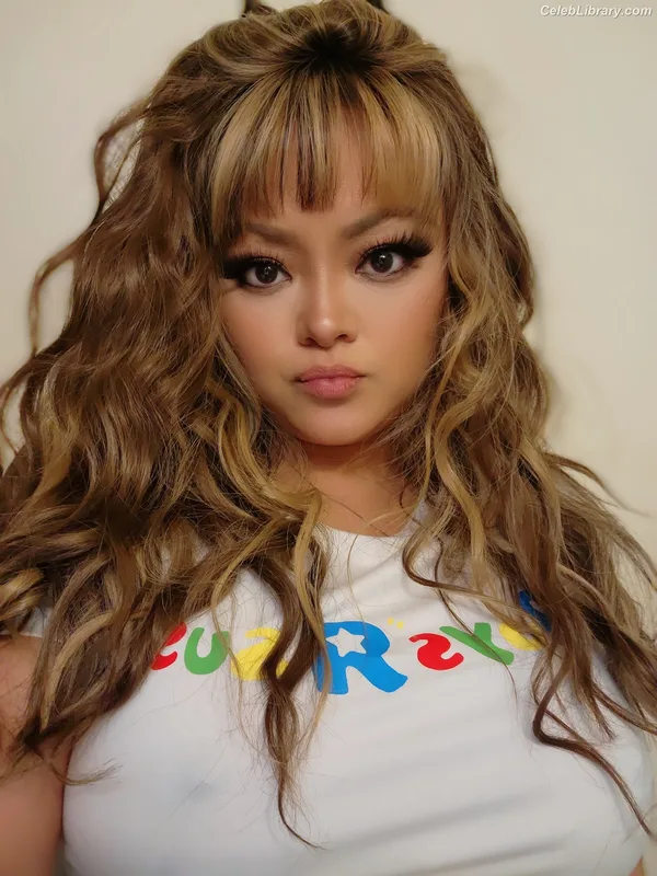 Tila Tequila photo 23 of 1091