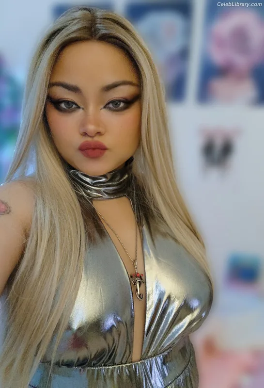 Tila Tequila photo 15 of 1091