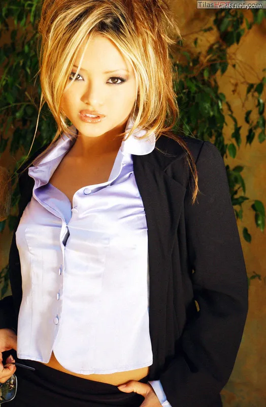Tila Tequila photo 23 of 1091