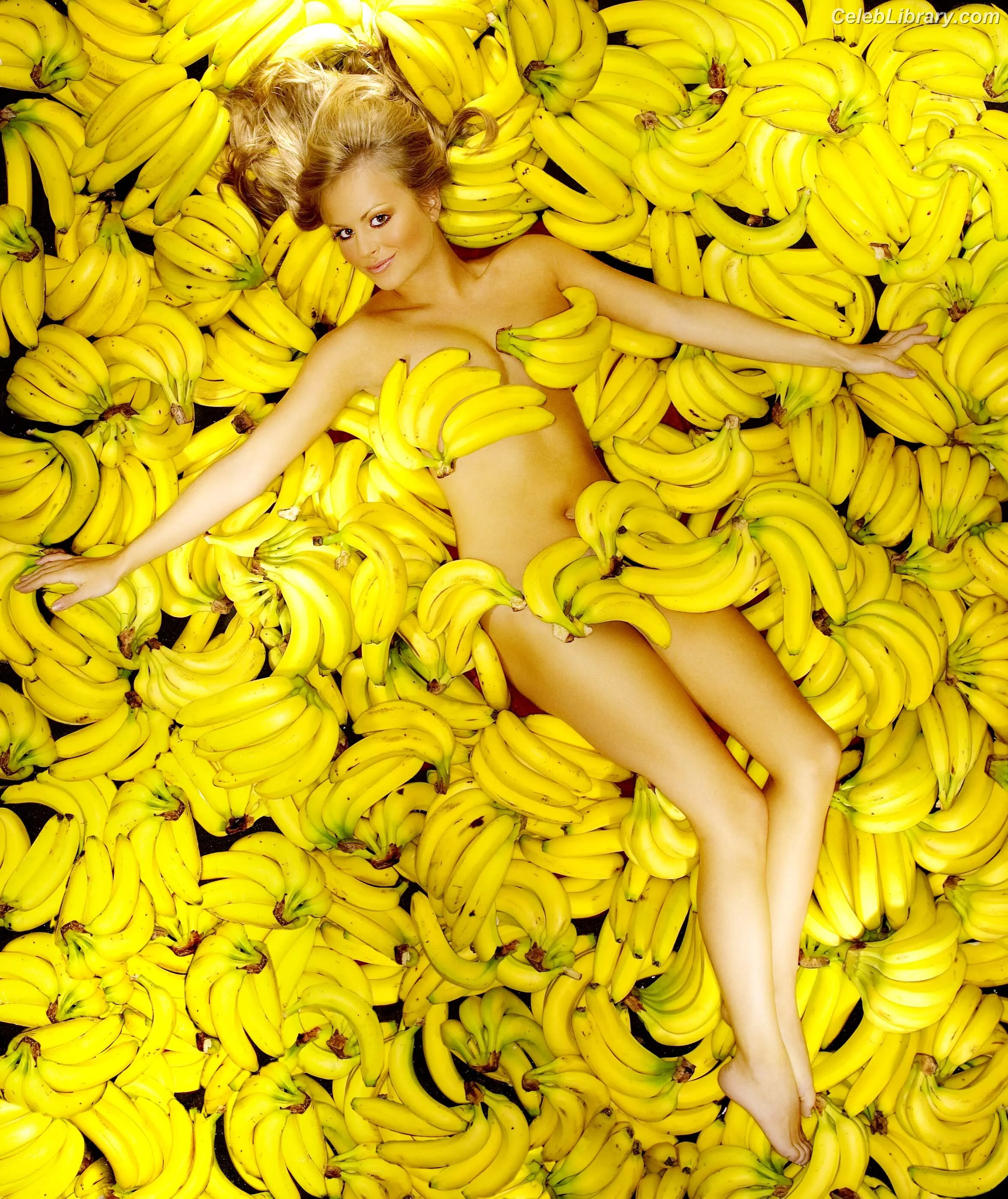 Tina O'Brien photo 12 of 297