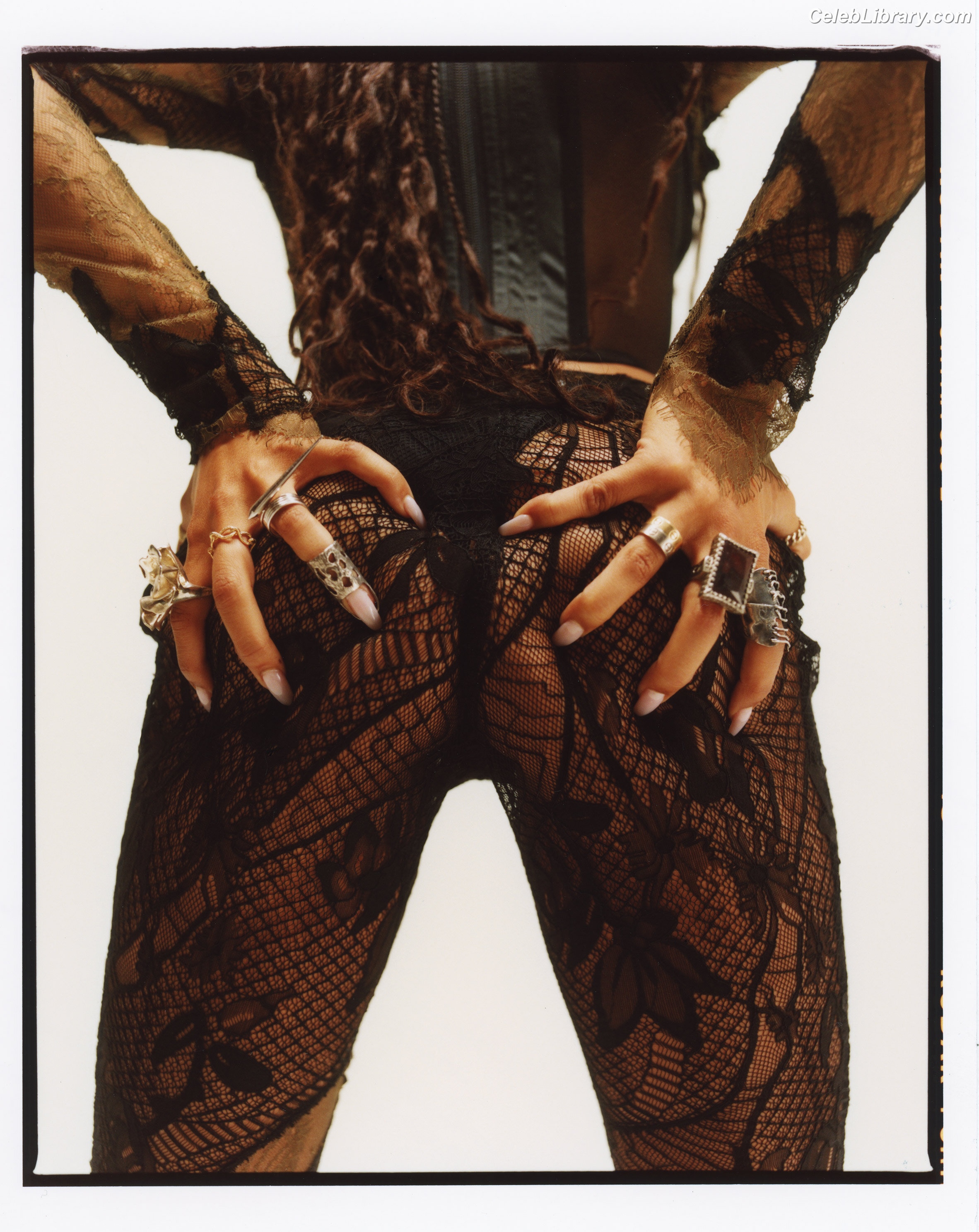 Tinashe photo 20 of 595