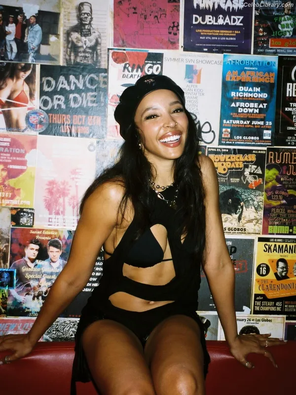 Tinashe photo 3 of 595